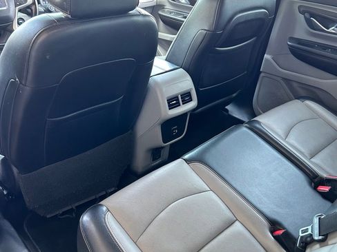 Used 2019 GMC Terrain SLT FWD image 10