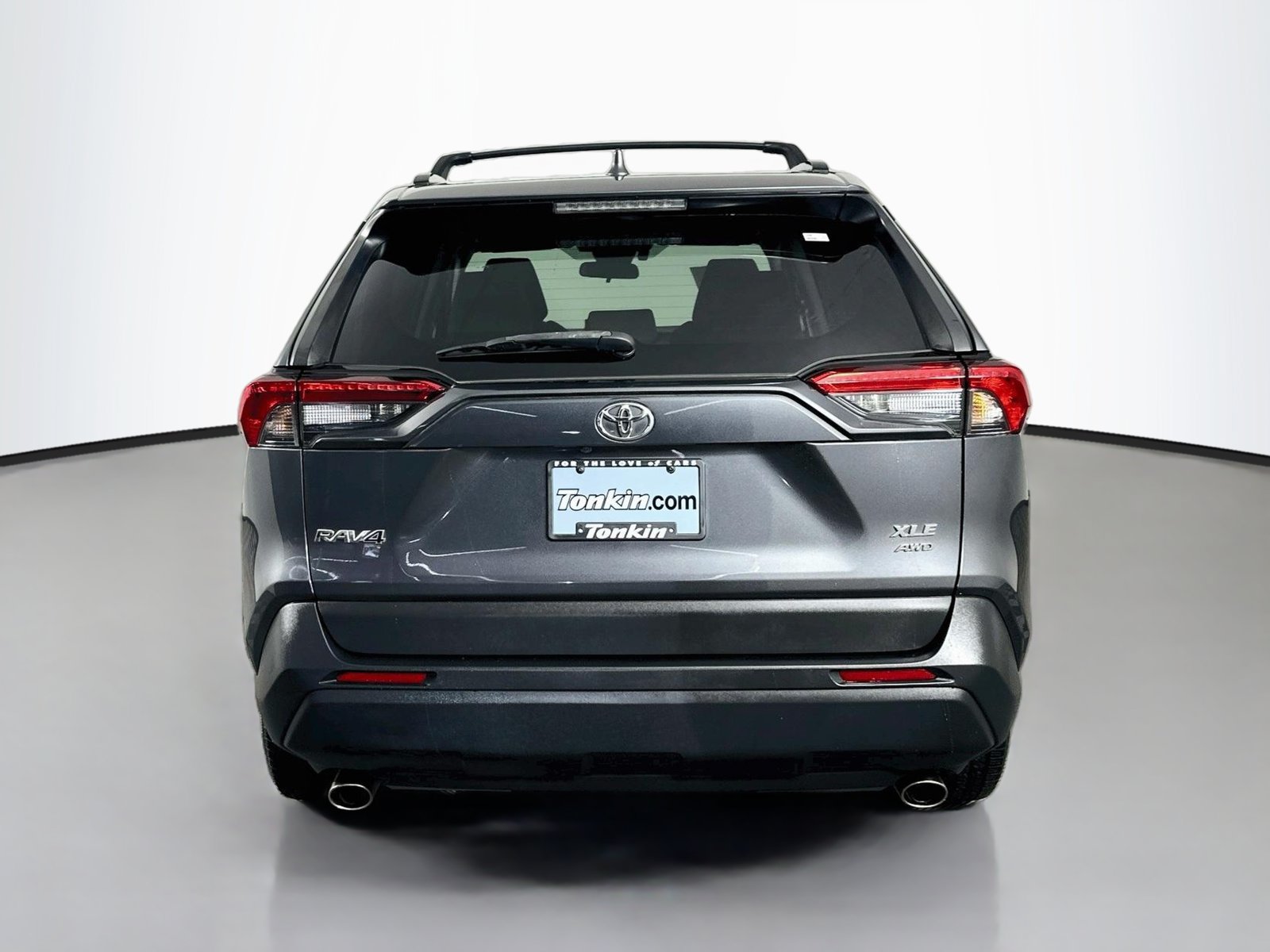 Certified 2021 Toyota RAV4 XLE w/ XLE Grade Weather Package AWD/4WD image 6