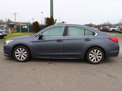 Used 2016 Subaru Legacy 2.5i Premium w/ Moonroof Package image 8