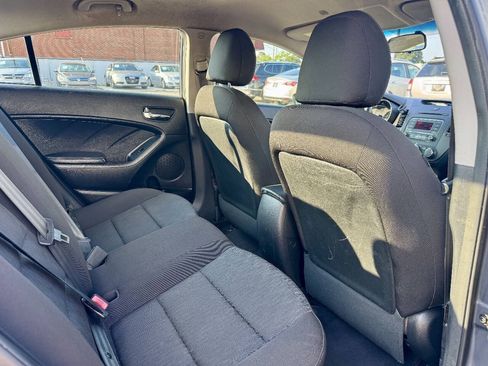 Used 2016 Kia Forte LX FWD image 13