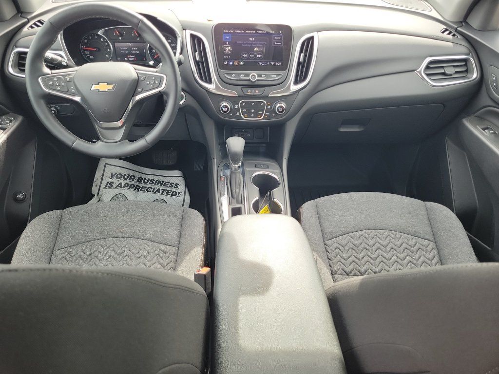 Used 2024 Chevrolet Equinox LT AWD/4WD image 31
