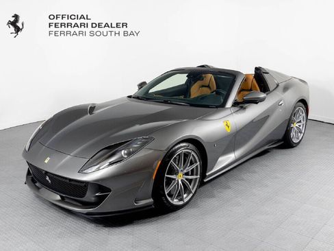 Used 2023 Ferrari 812 GTS RWD image 1