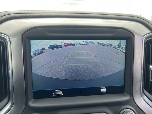 Used 2021 Chevrolet Silverado 1500 LT image 26