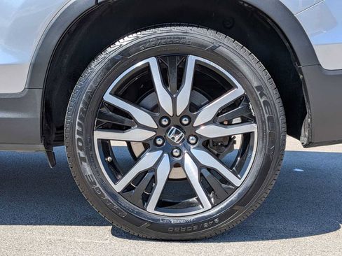 Certified 2020 Honda Pilot Touring image 12
