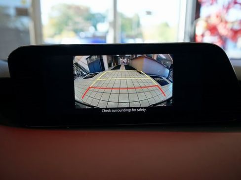 Used 2020 MAZDA MAZDA3 Hatchback w/ Premium Package image 8