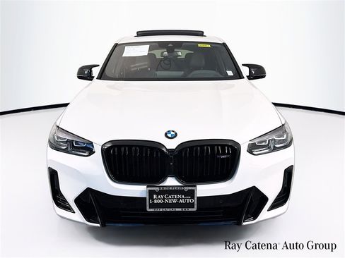 Used 2024 BMW X4 M40i w/ Premium Package image 2