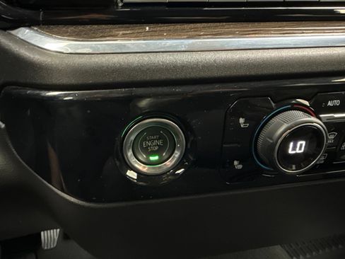 Used 2023 Chevrolet Silverado 1500 LT AWD/4WD image 23