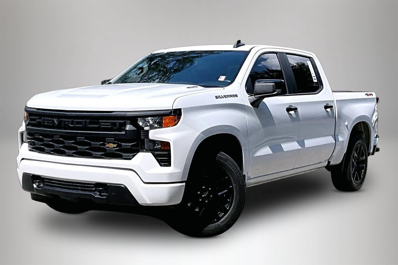 Used 2025 Chevrolet Silverado 1500 Custom AWD/4WD image 1