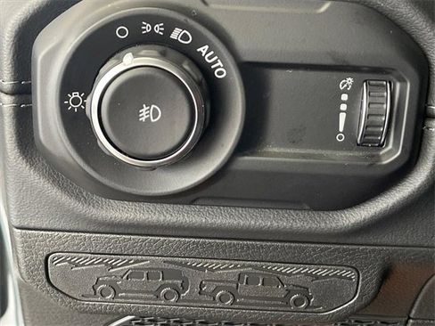 Used 2024 Jeep Wrangler Unlimited Rubicon 392 image 16