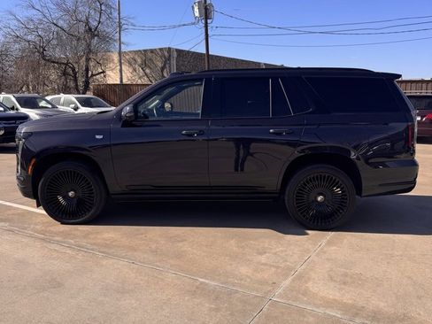 Used 2025 Cadillac Escalade Sport Platinum w/ LPO, Floor Liner Package image 4