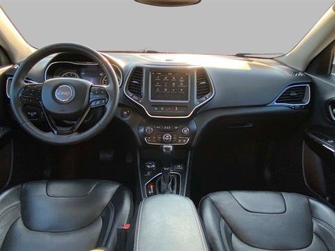 Used 2023 Jeep Cherokee Altitude Lux image 17