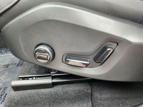 New 2026 Volvo XC60 B5 Core image 13