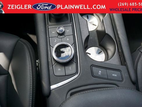 Used 2024 Cadillac XT6 Premium Luxury w/ LPO, Floor Liner Package AWD/4WD image 25
