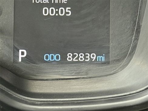 Used 2021 Toyota Corolla LE image 30