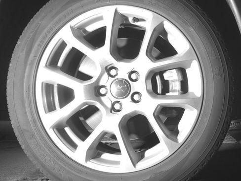 Used 2025 Jeep Compass Limited image 13