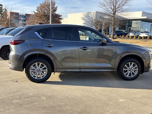 New 2025 MAZDA CX-5 AWD 2.5 S w/ Preferred Package image 2