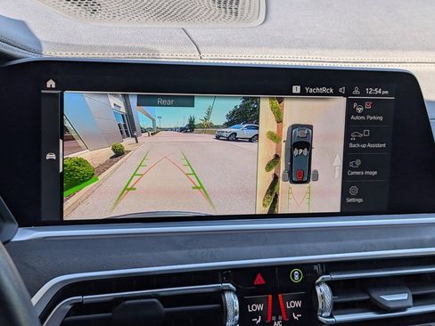 Used 2022 BMW X5 xDrive40i w/ Premium Package image 14