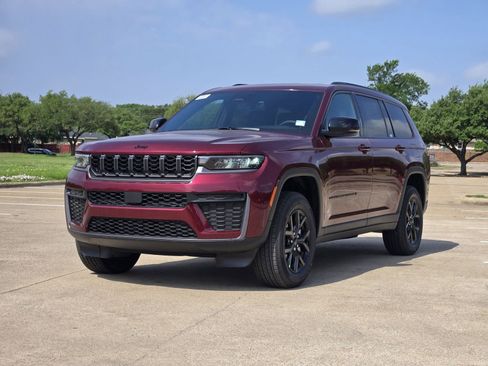 New 2026 Jeep Grand Cherokee L 4WD image 2