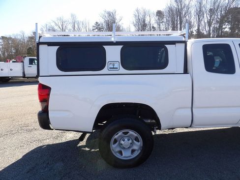 Used 2021 Toyota Tacoma SR image 46