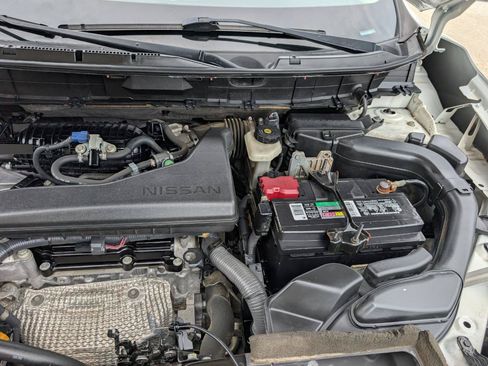 Used 2015 Nissan Rogue SL FWD image 24