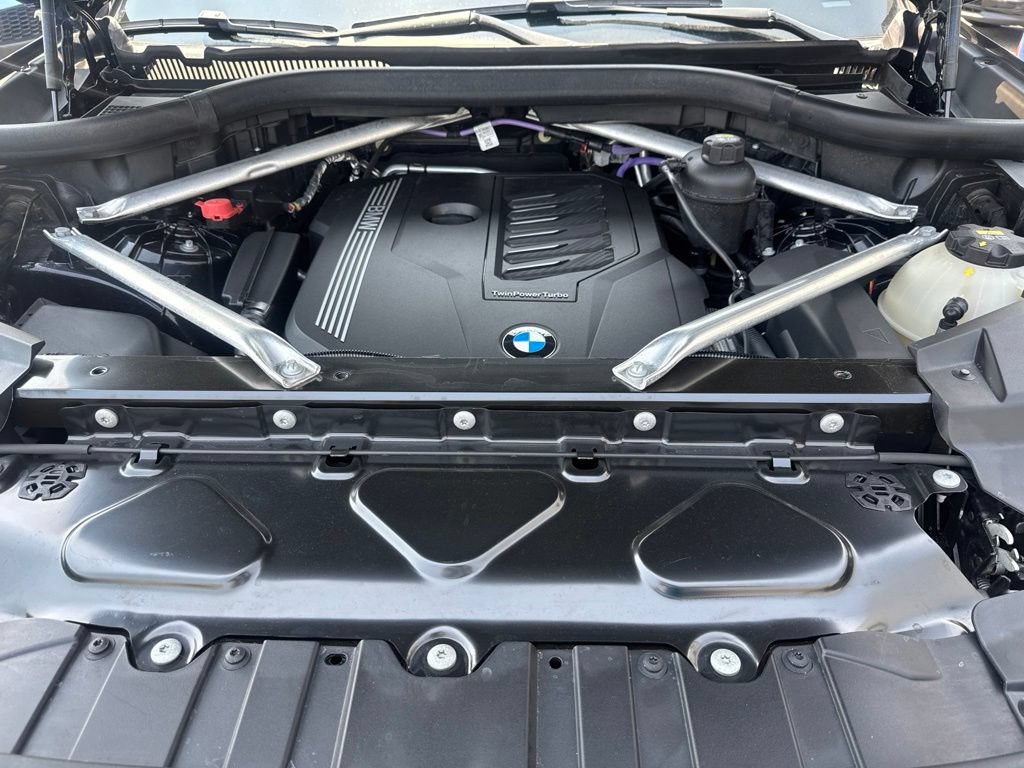 Used 2021 BMW X5 sDrive40i w/ M Sport Package RWD image 36