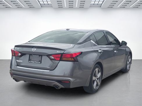 Used 2022 Nissan Altima 2.5 SL image 3