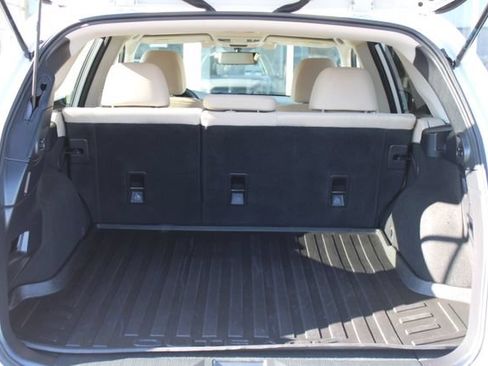 Used 2019 Subaru Outback 2.5i Premium AWD/4WD image 27