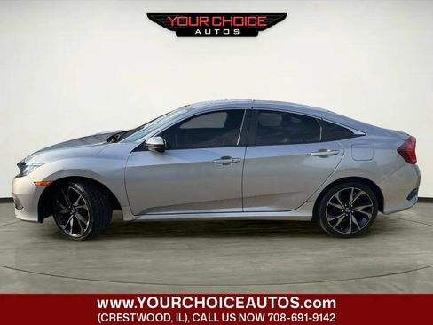 Used 2019 Honda Civic Sport image 2