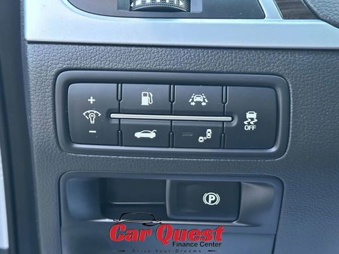 Used 2019 Genesis G80 3.8 RWD image 22