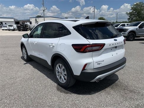 New 2025 Ford Escape Active image 6