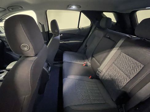 Used 2023 Chevrolet Equinox LT image 23