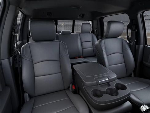 New 2026 RAM 2500 Tradesman AWD/4WD image 16
