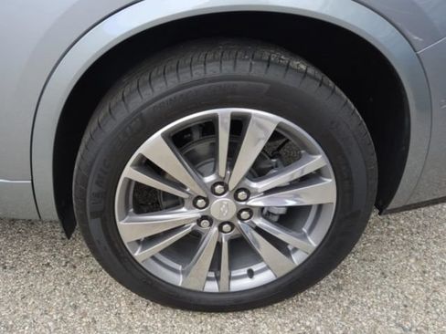 Used 2025 Cadillac XT6 Premium Luxury w/ Platinum Package AWD/4WD image 5
