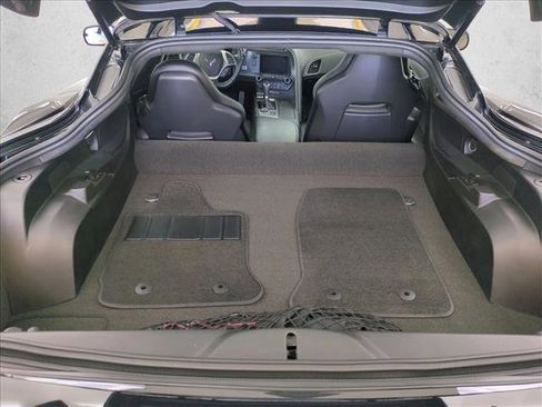 Used 2016 Chevrolet Corvette Z06 w/ 3LZ Preferred Equipment Group image 6