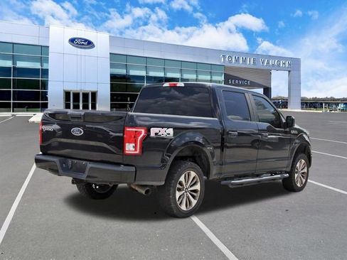 Used 2017 Ford F150 XL w/ Equipment Group 101A Mid AWD/4WD image 5