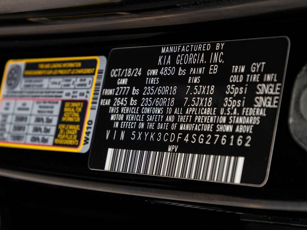 Used 2025 Kia Sportage EX AWD/4WD image 16