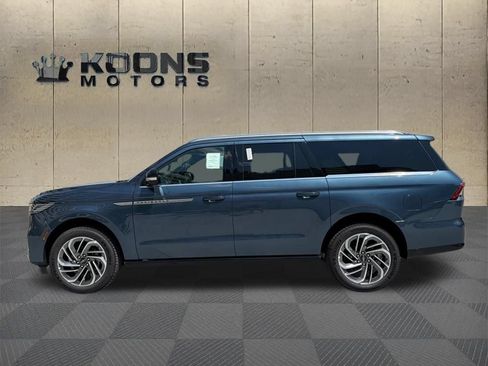 New 2027 Lincoln Navigator L Reserve AWD/4WD image 4