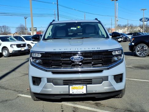 New 2025 Ford Expedition Max Platinum w/ Platinum Ultimate Package image 2