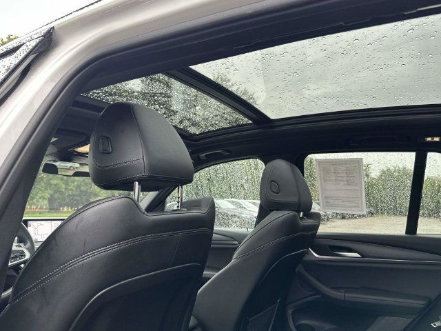 Certified 2024 BMW X3 xDrive30i w/ M Sport Package AWD/4WD image 22