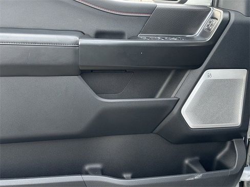 Used 2025 Ford F150 Raptor image 30