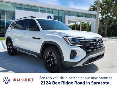 New 2025 Volkswagen Atlas Peak Edition SE