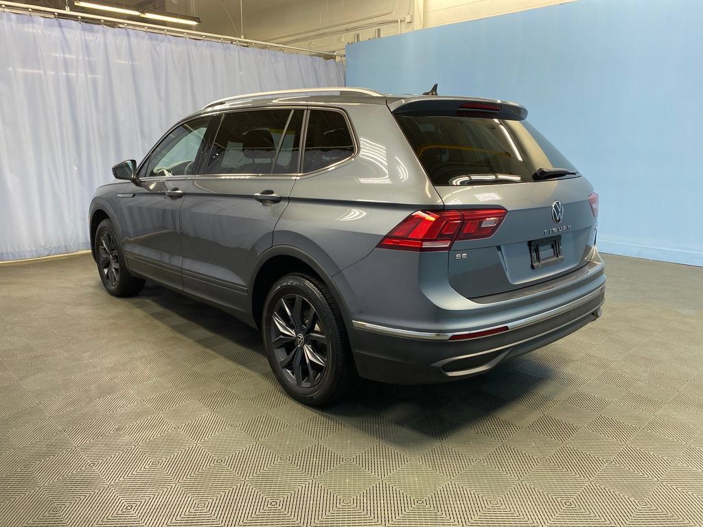 Used 2022 Volkswagen Tiguan SE AWD/4WD image 4