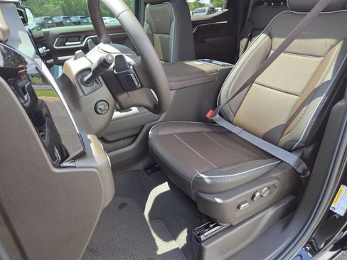 New 2026 GMC Sierra 1500 Denali AWD/4WD image 27