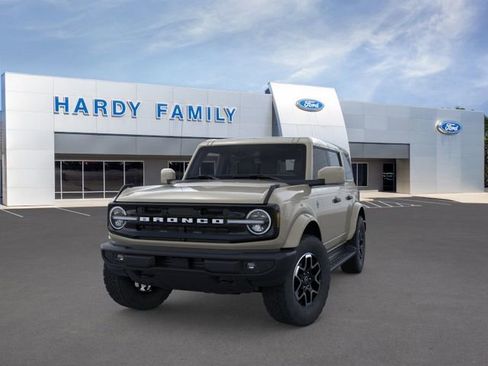 New 2026 Ford Bronco Outer Banks AWD/4WD image 2
