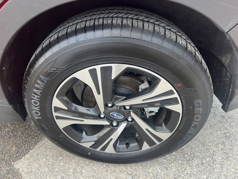 Certified 2025 Subaru Crosstrek 2.0i Premium image 9