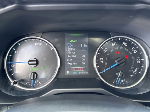 Used 2022 Toyota RAV4 XLE w/ Convenience Package AWD/4WD image 19