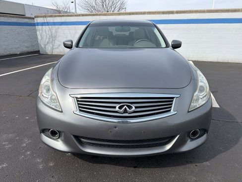 Used 2011 INFINITI G37 x w/ Premium Pkg image 8