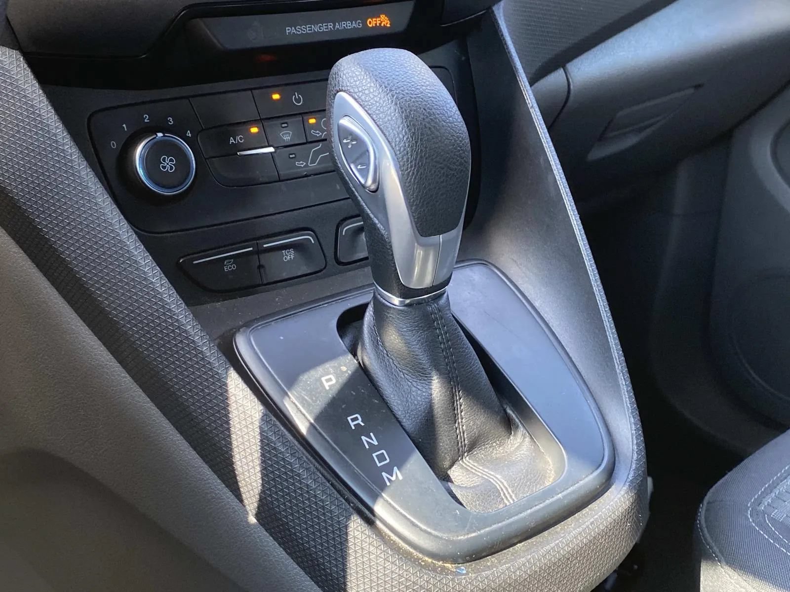 Used 2019 Ford Transit Connect XLT FWD image 32