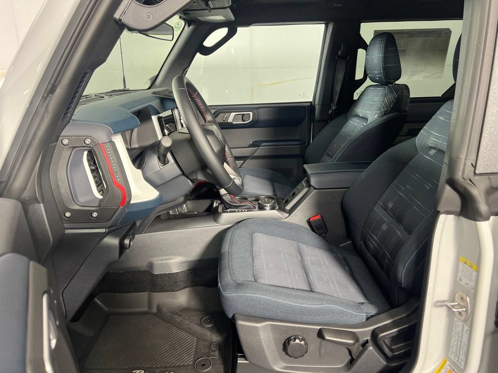 New 2026 Ford Bronco Heritage Edition AWD/4WD image 9