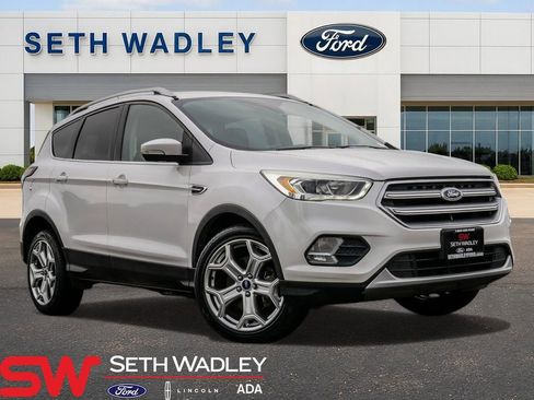 Used 2017 Ford Escape Titanium FWD image 1